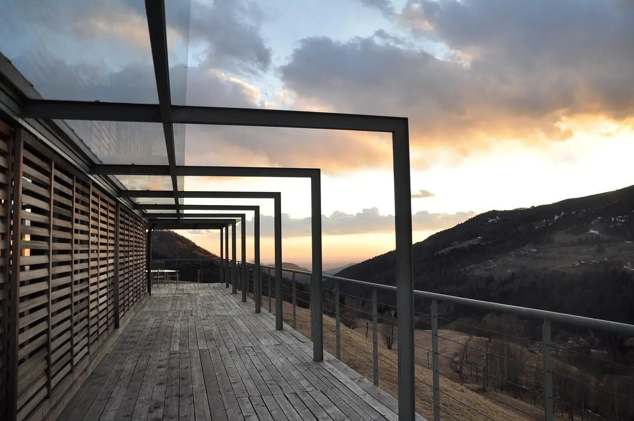 Transform Your Backyard with a Louvered Roof Pergola